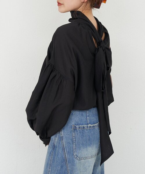 SHENERY（シーナリー）の「ボウタイブラウス（シャツ/ブラウス・レディース・ブラック/オフホワイト/ベージュ・FREE）」の9枚目の写真