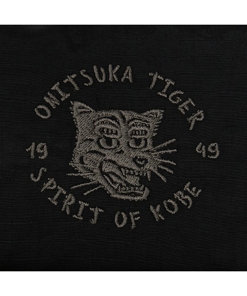 Onitsuka Tiger(オニツカタイガー)の「SACOCHE/ サコッシュ(ショルダーバッグ・レディース・ライトベージュ/ブラック・OS)」の4枚目の写真