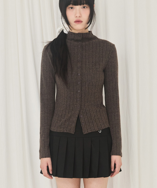 ALKI ALKA(アルキアルカ)の「Panel Pleat Skirt (Black)(スカート・レディース・ブラック・SMALL/MEDIUM)」の7枚目の写真