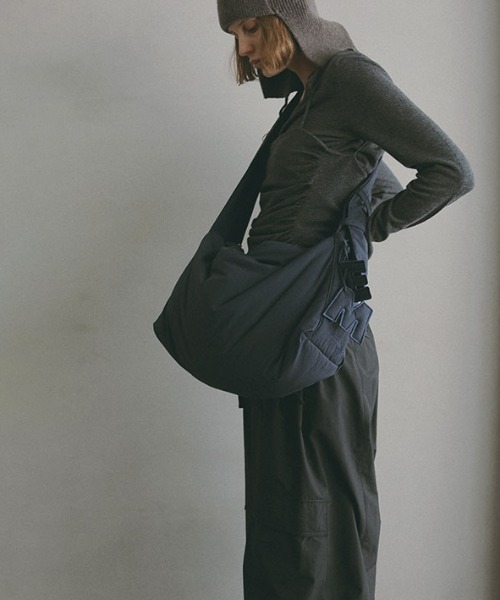 Marmot×ETRE TOKYO PERTEXパディングショルダーバック（ショルダー