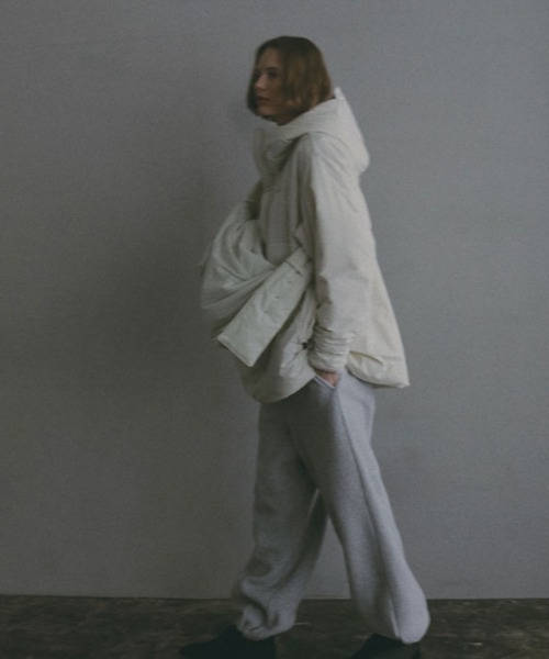 Marmot×ETRE TOKYO PERTEXパディングショルダーバック（ショルダー