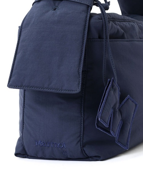 Marmot×ETRE TOKYO PERTEXパディングショルダーバック（ショルダー