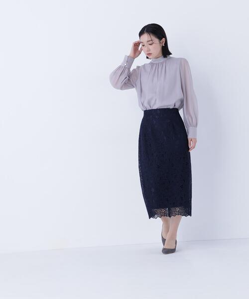 NATURAL BEAUTY BASIC(ナチュラルビューティーベーシック)の「◇ハイネックボリュームシアーブラウス(シャツ/ブラウス・レディース・オフホワイト/ベージュ/ラベンダー/グレー・MEDIUM/SMALL)」の16枚目の写真