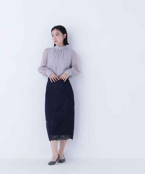 NATURAL BEAUTY BASIC（ナチュラルビューティーベーシック）の「◇ハイネックボリュームシアーブラウス（シャツ/ブラウス・レディース・オフホワイト/ベージュ/ラベンダー/グレー・MEDIUM/SMALL）」の10枚目の写真