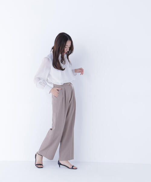 NATURAL BEAUTY BASIC（ナチュラルビューティーベーシック）の「◇ハイネックボリュームシアーブラウス（シャツ/ブラウス・レディース・オフホワイト/ベージュ/ラベンダー/グレー・MEDIUM/SMALL）」の13枚目の写真