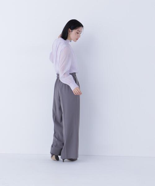 NATURAL BEAUTY BASIC(ナチュラルビューティーベーシック)の「◇ハイネックボリュームシアーブラウス(シャツ/ブラウス・レディース・オフホワイト/ベージュ/ラベンダー/グレー・MEDIUM/SMALL)」の11枚目の写真