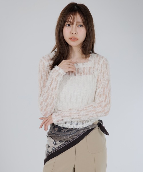 SENEE(セニー)の「feather lace square neck tops(フェザーレーススクエアネックトップス)(Tシャツ/カットソー・レディース・ブラック/アイボリー・FREE)」の7枚目の写真