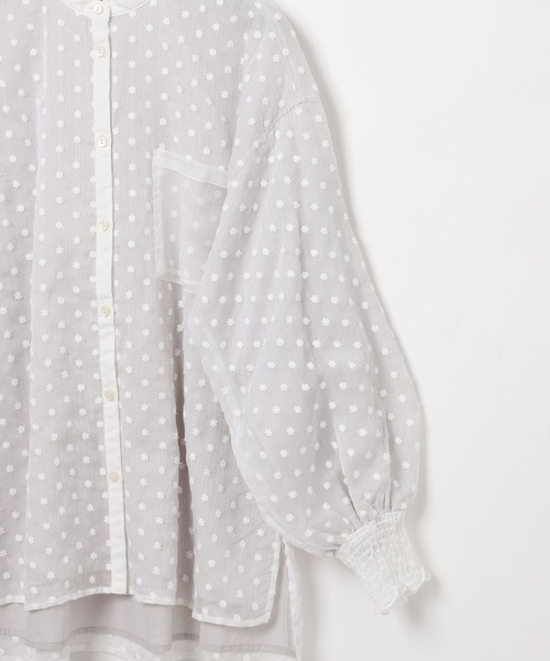 niko and...（ニコアンド）の「[MODE NORM CORE] フラワーエンブロレイヤーシャツ（シャツ/ブラウス・レディース・オフホワイト/ブラック・LARGE/MEDIUM）」の20枚目の写真