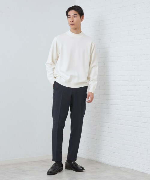 THE SHOP TK (ザ ショップ ティーケー )の「【冬のビジネスシーンに最適】シルキーモックネックニット 洗濯機OK(ニット/セーター・メンズ・ライトベージュ/オフホワイト/チャコールグレー・04/03/02/01)」の6枚目の写真