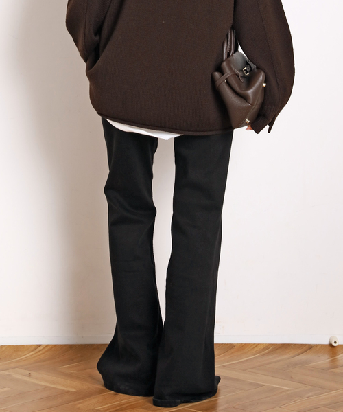 Citizens of humanity（シチズンズオブヒューマニティー）の「*【CITIZENS of HUMANITY】ISOLA FLARE（デニムパンツ・レディース・ブラック・27/26/25/28）」の3枚目の写真