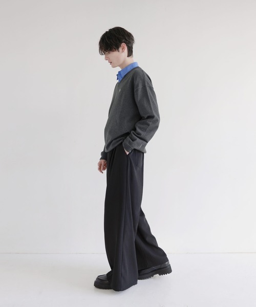 LILL（リル）の「Vネック/クルーネックワンポイントロゴハイゲージコットンミックスニット（ニット/セーター・メンズ・グレー系/ブラック系/ライトグレー/ベージュ/ブラック/ネイビー系・XL/L/M/S）」の10枚目の写真