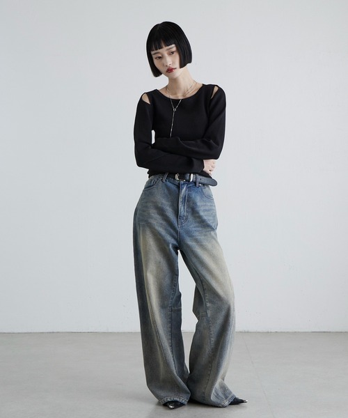 Lui's(ルイス)の「ボートネックショルダーデザインニットトップス(ニット/セーター・レディース・ブラウン/ベージュ/ブラック・FREE)」の9枚目の写真