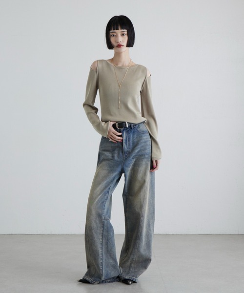 Lui's(ルイス)の「ボートネックショルダーデザインニットトップス(ニット/セーター・レディース・ブラウン/ベージュ/ブラック・FREE)」の15枚目の写真