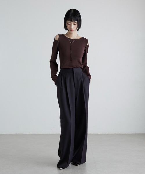 Lui's(ルイス)の「ボートネックショルダーデザインニットトップス(ニット/セーター・レディース・ブラウン/ベージュ/ブラック・FREE)」の21枚目の写真