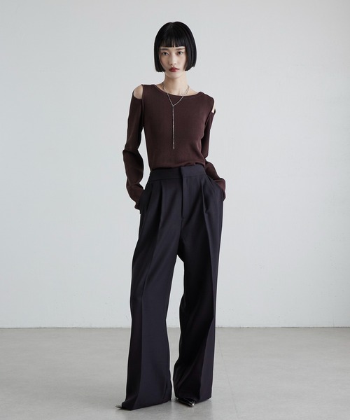 Lui's(ルイス)の「ボートネックショルダーデザインニットトップス(ニット/セーター・レディース・ブラウン/ベージュ/ブラック・FREE)」の22枚目の写真