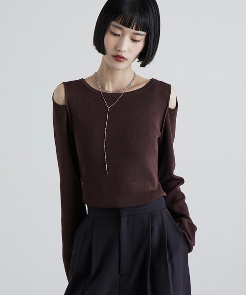 Lui's(ルイス)の「ボートネックショルダーデザインニットトップス(ニット/セーター・レディース・ブラウン/ベージュ/ブラック・FREE)」の17枚目の写真
