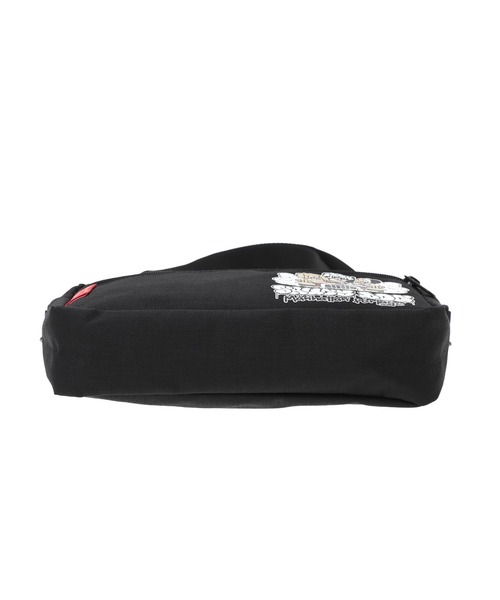 Manhattan Portage(マンハッタンポーテージ)の「JOGGER (L) JPN SAUCY DOG(ショルダーバッグ・メンズ・ブラック・X-SMALL)」の5枚目の写真