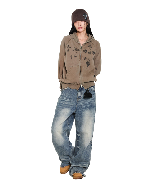AAKAM（アーカム）の「Pigment Dyed Cross Zip-Up Hoodie (Brown)（パーカー・レディース・その他・2/1）」の7枚目の写真