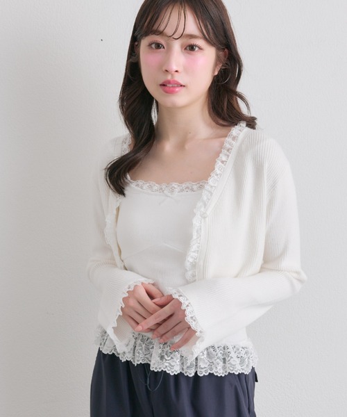 OLIVE des OLIVE（オリーブデオリーブ）の「袖レース配色カーデ（カーディガン/ボレロ・レディース・オフホワイト/サックスブルー/ブラック/ピンク・FREE）」の2枚目の写真