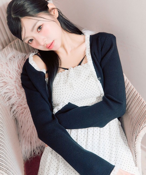 OLIVE des OLIVE（オリーブデオリーブ）の「袖レース配色カーデ（カーディガン/ボレロ・レディース・オフホワイト/サックスブルー/ブラック/ピンク・FREE）」の3枚目の写真