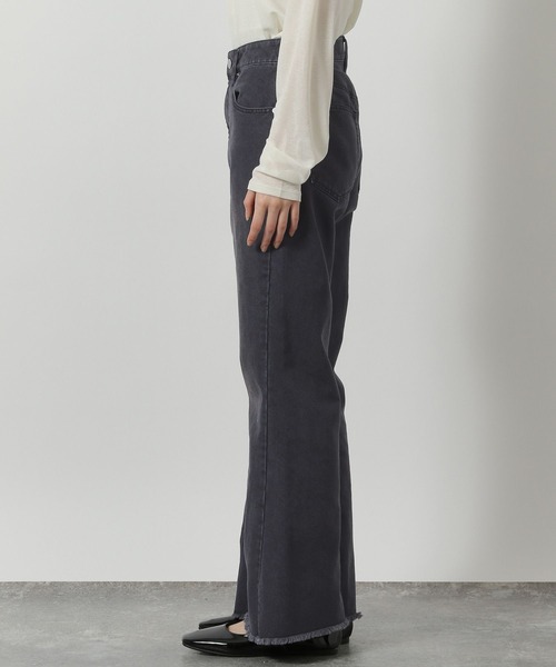 LAKOLE（ラコレ）の「フリンジフレアデニムパンツ /642717（デニムパンツ・レディース・インディゴブルー/ベージュ/ブラック・LARGE/MEDIUM）」の12枚目の写真