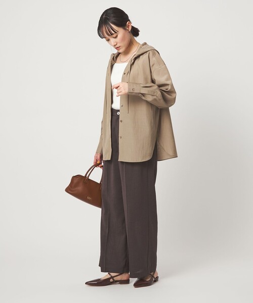 green label relaxing(グリーンレーベルリラクシング)の「フード シャツ UVカット 接触冷感(シャツ/ブラウス・レディース・オフホワイト/モカ/ダークグレー・FREE)」の17枚目の写真