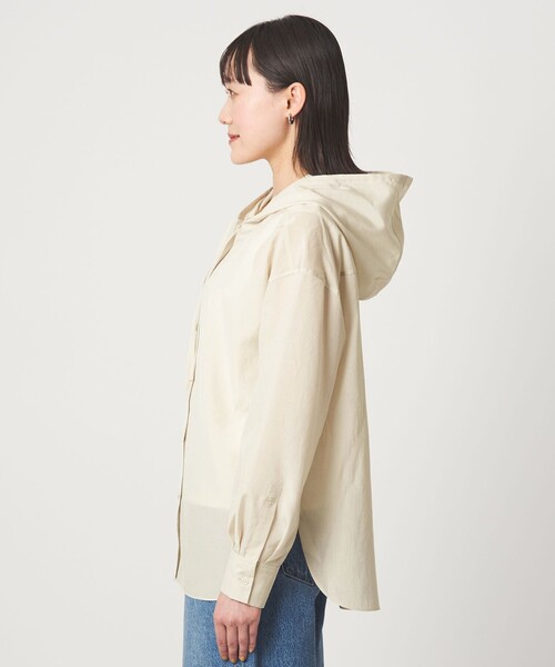green label relaxing(グリーンレーベルリラクシング)の「フード シャツ UVカット 接触冷感(シャツ/ブラウス・レディース・オフホワイト/モカ/ダークグレー・FREE)」の20枚目の写真