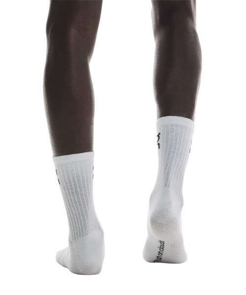 On（オン）の「On Logo Sock High 3P（オン ロゴソックスハイ3P）（ソックス/靴下・メンズ・ホワイト・23.5cm/26cm）」の5枚目の写真