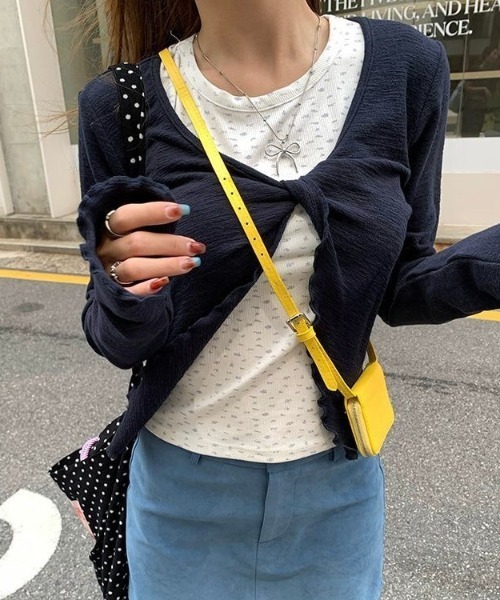 LADY LIKE(レディライク)の「【春夏新作】タンク付きメローステッチトップス2点セット(Tシャツ/カットソー・レディース・グレー/ネイビー・M)」の6枚目の写真
