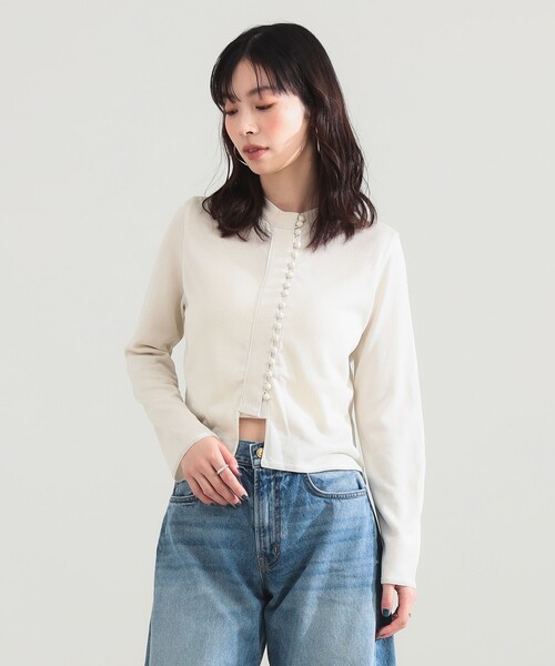 Demi-Luxe BEAMS(デミルクス ビームス)の「TAN / クルミボタン カーディガン(ニット/セーター・レディース・ブラック/ホワイト系その他5・ONE SIZE)」の7枚目の写真