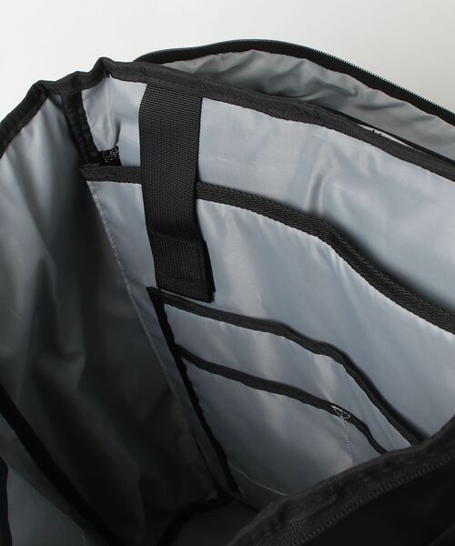 OUTDOOR PRODUCTS（アウトドアプロダクツ）の「大容量 PU合皮バックパック（バックパック/リュック・メンズ・ブラック×グレー/ブラック・FREE）」の18枚目の写真
