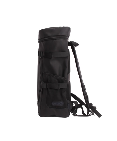 OUTDOOR PRODUCTS（アウトドアプロダクツ）の「大容量 PU合皮バックパック（バックパック/リュック・メンズ・ブラック×グレー/ブラック・FREE）」の3枚目の写真