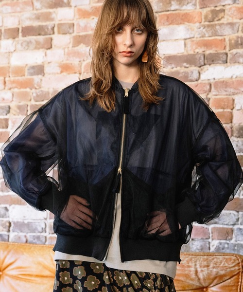 AULA AILA（アウラアイラ）の「3WAYリバーシブルシアーブルゾン（ブルゾン・レディース・ライトブルー/ブラック/グレー・0）」の2枚目の写真