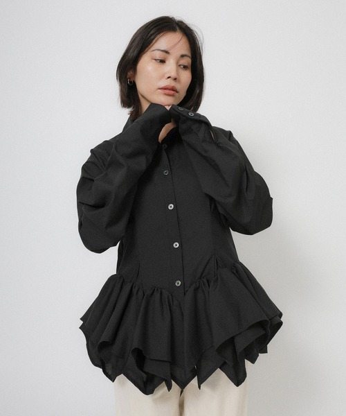 Floran（フローラン）の「フリルヘムタックシャツ（シャツ/ブラウス・レディース・イエロー/ブルー/ブラック/ホワイト・FREE）」の10枚目の写真