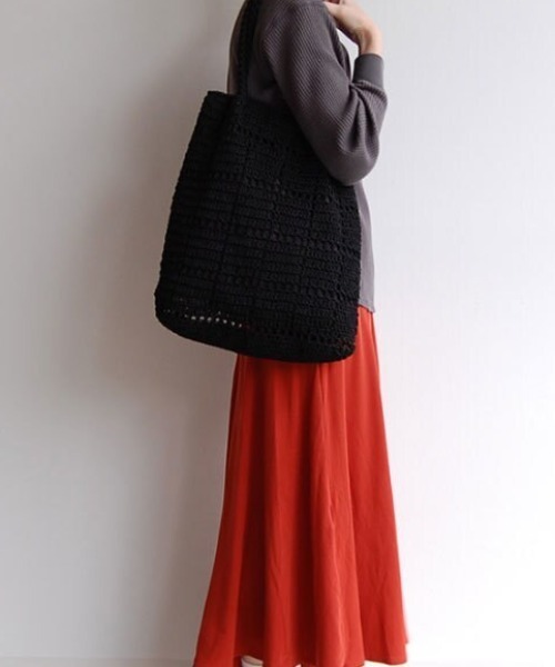 CACHELLIE（カシェリエ）の「KNIT TOTE / M（トートバッグ・レディース・ベージュ/ブラック・FREE）」の8枚目の写真