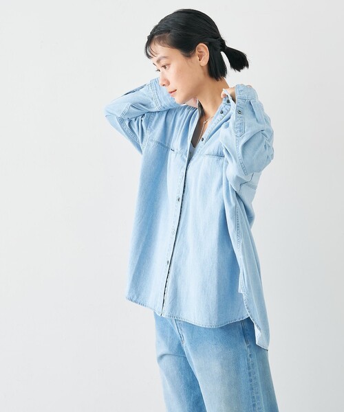 collex(コレックス)の「ライトオンスデニムシャツ(シャツ/ブラウス・レディース・ネイビー/ライトブルー/ブラック・フリー)」の11枚目の写真
