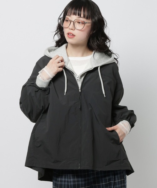 niko and...(ニコアンド)の「袖ぽわっと刺繍ブルゾン(ブルゾン・レディース・ライトブルー/アイボリー/ブラック・FREE)」の1枚目の写真