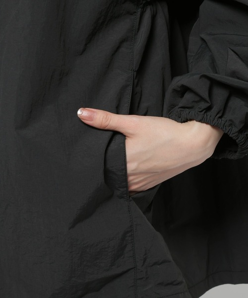 niko and...(ニコアンド)の「袖ぽわっと刺繍ブルゾン(ブルゾン・レディース・ライトブルー/アイボリー/ブラック・FREE)」の18枚目の写真