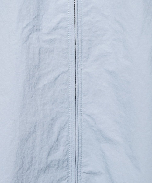 niko and...(ニコアンド)の「袖ぽわっと刺繍ブルゾン(ブルゾン・レディース・ライトブルー/アイボリー/ブラック・FREE)」の6枚目の写真