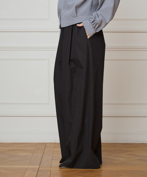 IENA LA BOUCLE（イエナラブークル）の「IENA LA BOUCLE コットンウェザーバレルパンツ（スラックス・レディース・ブラウン/ナチュラル/ブラック・40/38/36/34）」の16枚目の写真