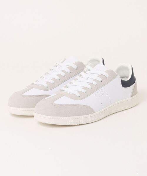 GAP(ギャップ)の「【GAP】メンズコートスニーカー(スニーカー・メンズ・ブラック/ホワイト×ネイビー・26.0cm/27.0cm/28.0cm)」の2枚目の写真