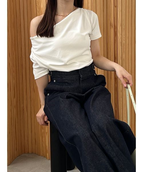 FRAY I.D（フレイアイディー）の「ドレープネックオフショルカットソー／ウォッシャブル（Tシャツ/カットソー・レディース・ライトブルー/その他/ホワイト/ピンク/ブラウン/チャコールグレー/ネイビー・1/0）」の21枚目の写真