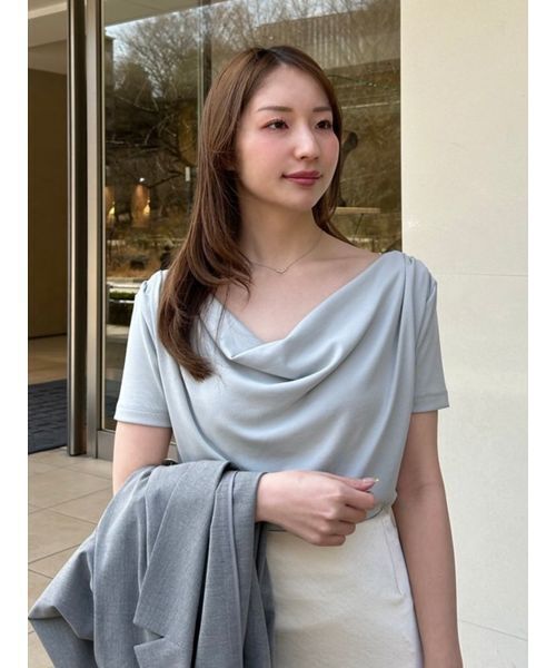 FRAY I.D(フレイアイディー)の「ドレープネックオフショルカットソー/ウォッシャブル(Tシャツ/カットソー・レディース・ライトブルー/その他/ホワイト/ピンク/ブラウン/チャコールグレー/ネイビー・1/0)」の1枚目の写真