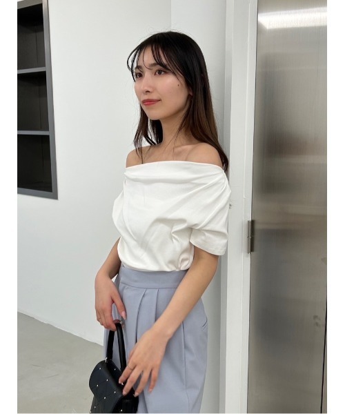 FRAY I.D（フレイアイディー）の「ドレープネックオフショルカットソー／ウォッシャブル（Tシャツ/カットソー・レディース・ライトブルー/その他/ホワイト/ピンク/ブラウン/チャコールグレー/ネイビー・1/0）」の20枚目の写真