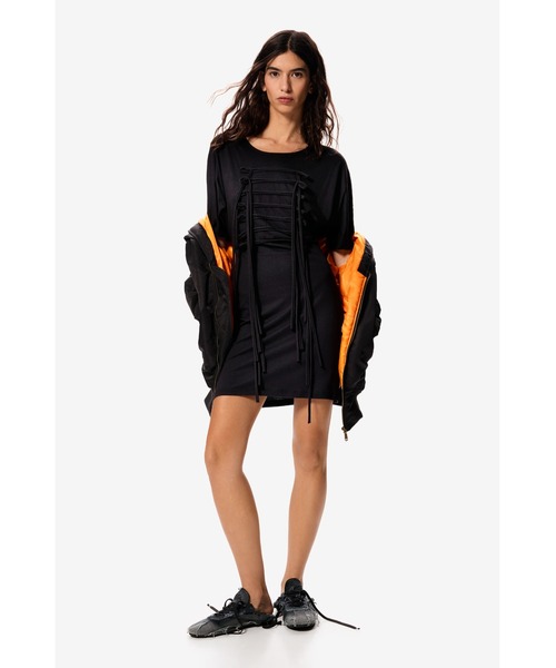 Desigual(デシグアル)の「【Desigual×MASHA POPOVA】レースアップギャザーデザイン ブラックスリムミニワンピース(ワンピース・レディース・ブラック・XL/L/M/S/XS)」の1枚目の写真