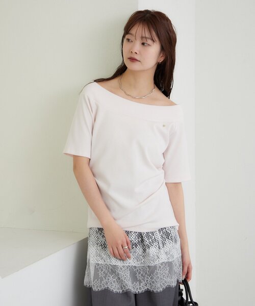 mystic(ミスティック)の「【4色展開】プレート付きワイドネックT(Tシャツ/カットソー・レディース・オフホワイト/ブラック/ピンク/ブラウン・FREE)」の6枚目の写真