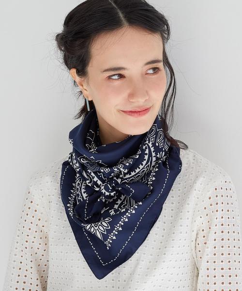 green label relaxing（グリーンレーベルリラクシング）の「KC バンダナPRT/スカーフ◆（バンダナ/スカーフ・レディース・ライトグレー/ダークグリーン/ライトブルー/ネイビー・FREE）」の5枚目の写真