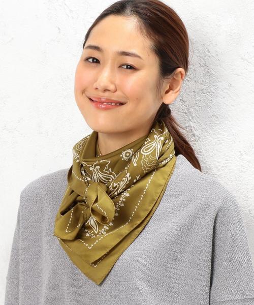 green label relaxing（グリーンレーベルリラクシング）の「KC バンダナPRT/スカーフ◆（バンダナ/スカーフ・レディース・ライトグレー/ダークグリーン/ライトブルー/ネイビー・FREE）」の11枚目の写真