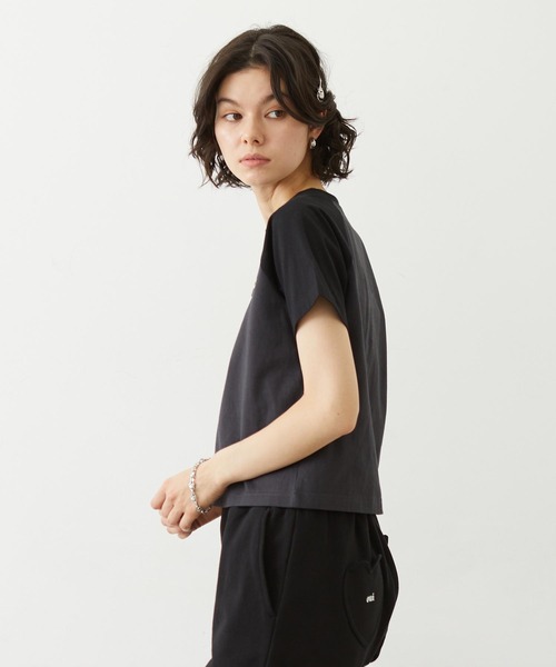 MILKFED.（ミルクフェド）の「27 SLICE LOGO COMPACT B/B TEE（Tシャツ/カットソー・レディース・オートミール/チャコール/ホワイト・S/M）」の14枚目の写真