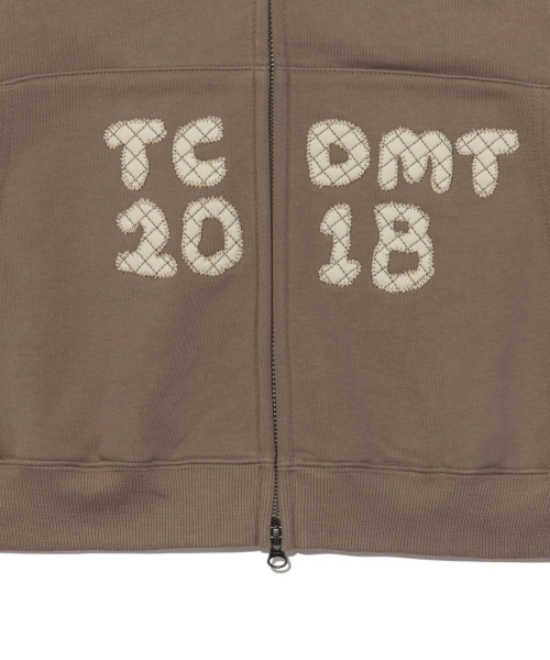 THECOLDESTMOMENT(ザコールデストモーメント)の「TCM logo applique hooded zip-up (brown)(パーカー・レディース・その他・MEDIUM/LARGE/SMALL)」の9枚目の写真